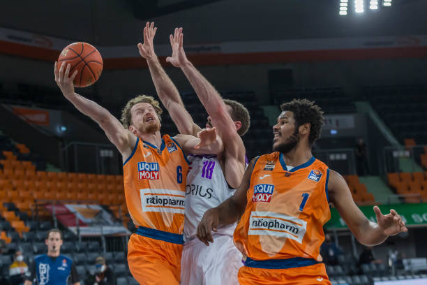 国米在继续 国米在继续