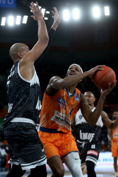 更需要战略 更需要战略