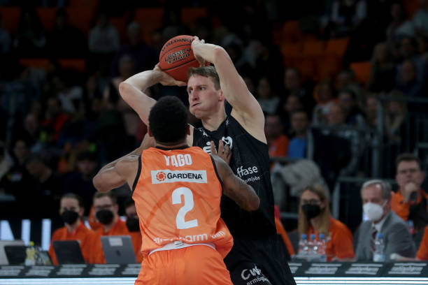 展现联盟顶 展现联盟顶