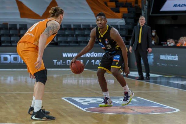 了近三成 了近三成